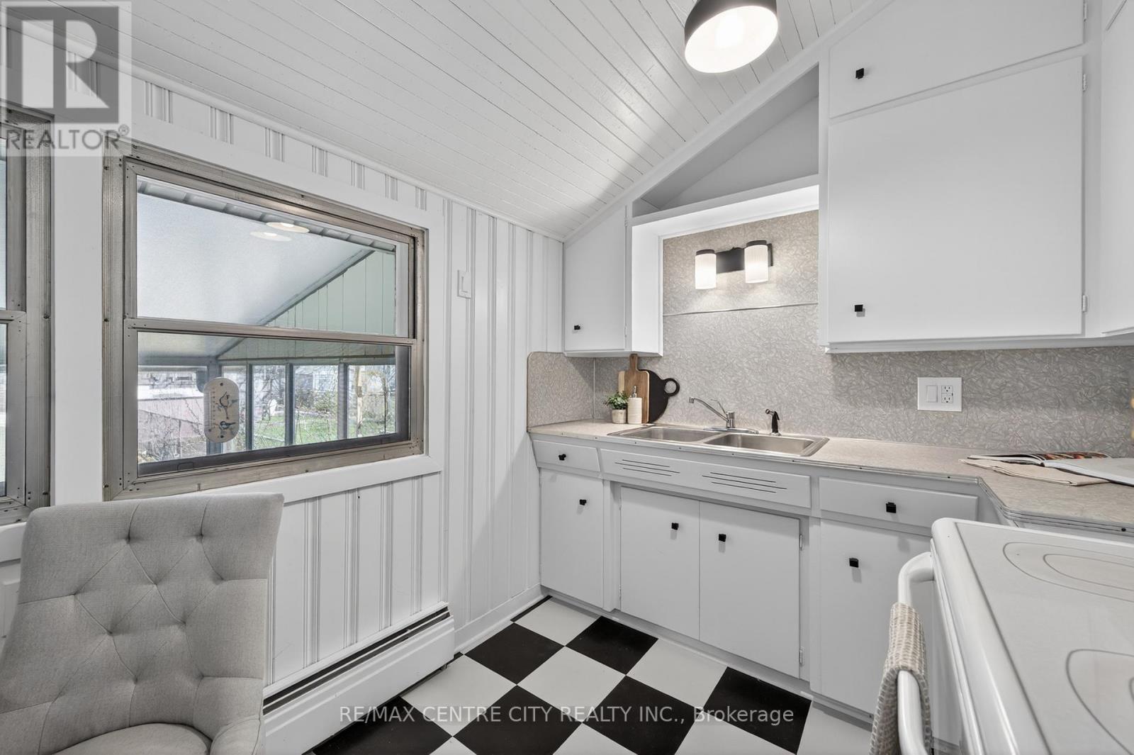 1180 York Street, London East, Ontario  N5W 2T9 - Photo 25 - X13035904