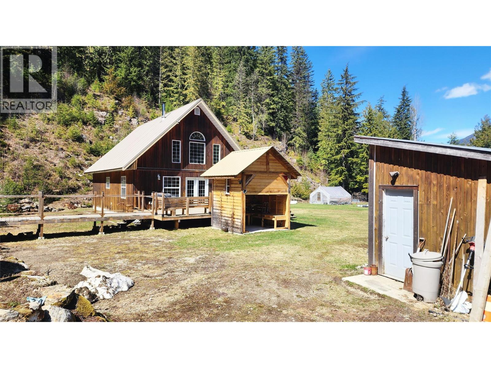 106 Eagles Nest Road, Summit Lake, British Columbia  V0G 1R1 - Photo 36 - 10384134