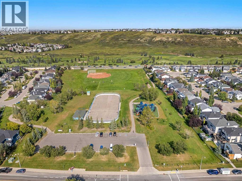 18 Hidden Creek Rise NW, Calgary, Alberta  T3A 6L5 - Photo 36 - A2290878