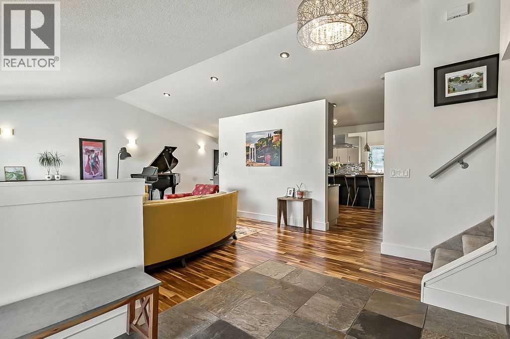 955 Cannock Road SW, Calgary, Alberta  T2W 1M6 - Photo 4 - A2300205