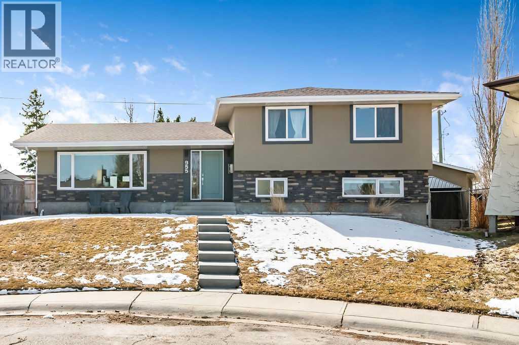 955 Cannock Road SW, Calgary, Alberta  T2W 1M6 - Photo 2 - A2300205
