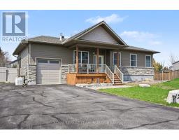 121 GRASSHOPPER LANE, Ottawa, Ontario