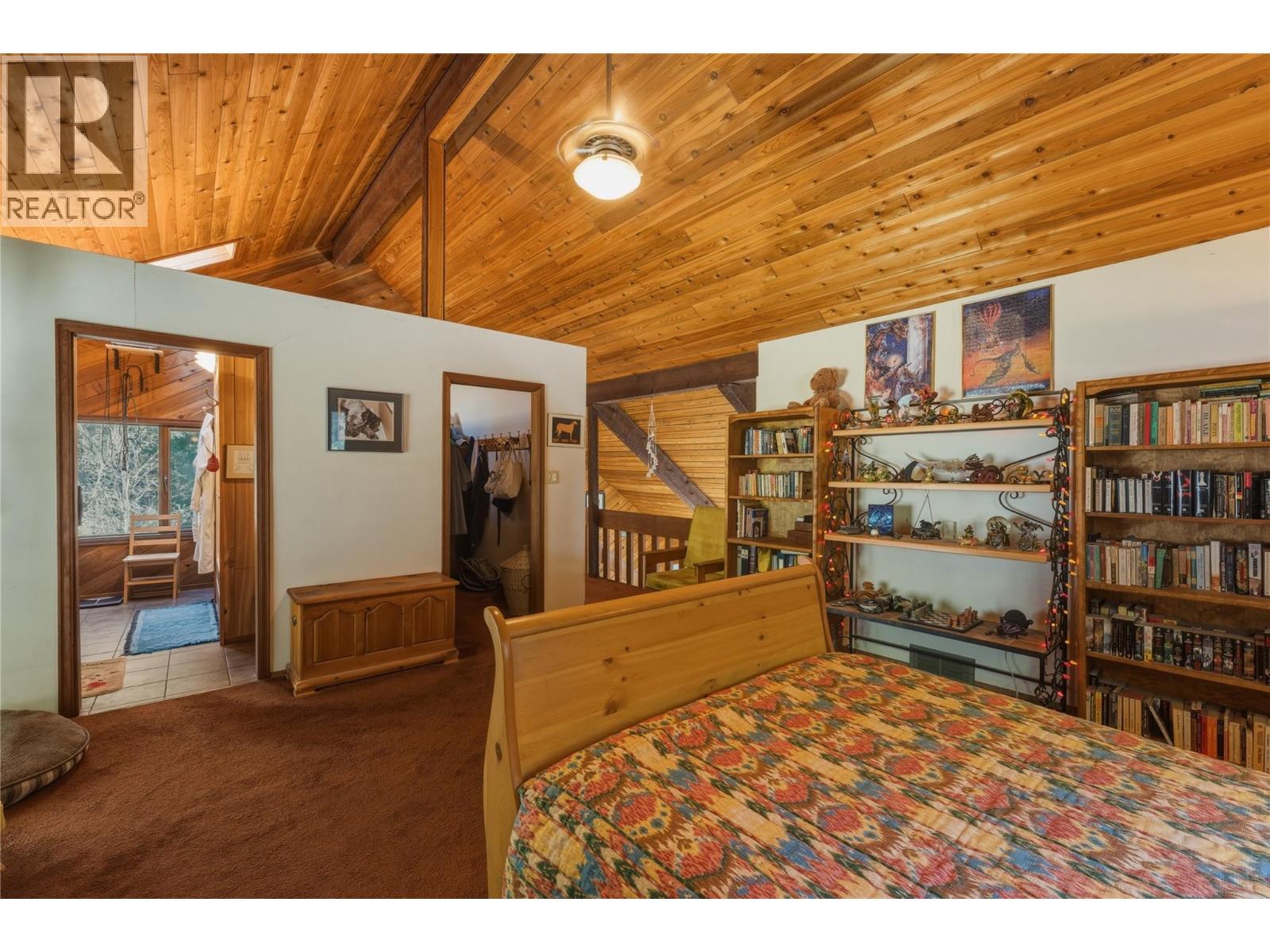 8257 Rogers Road, Vernon, British Columbia  V1B 3M7 - Photo 22 - 10384271