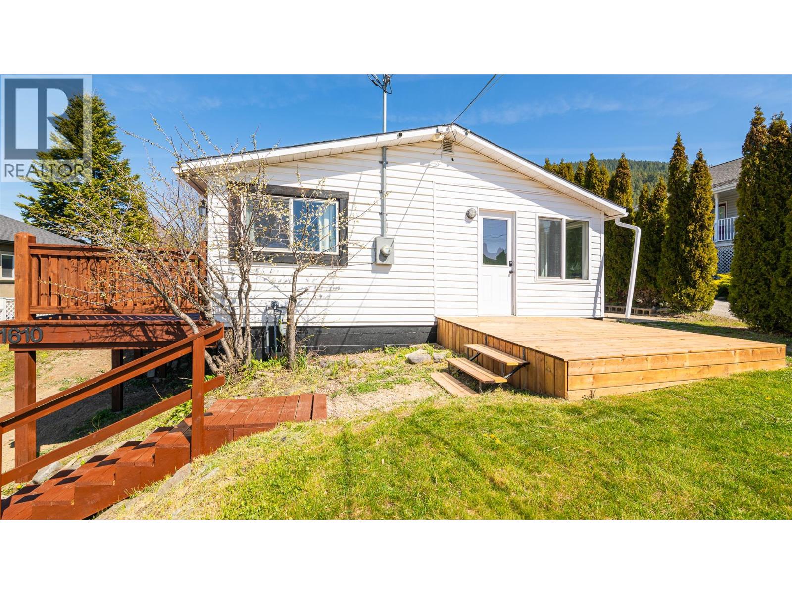 1610 Murdoch Street, Creston, British Columbia  V0B 1G5 - Photo 4 - 10384410