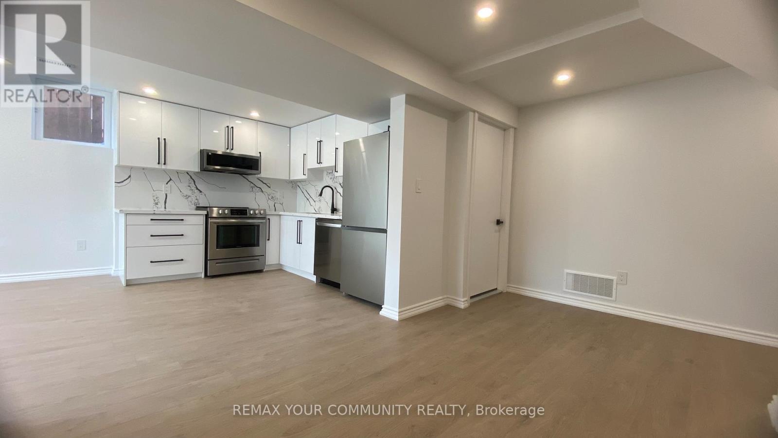 Basement - 134 B Kemano Road, Aurora, Ontario  L4G 4P9 - Photo 4 - N12979124