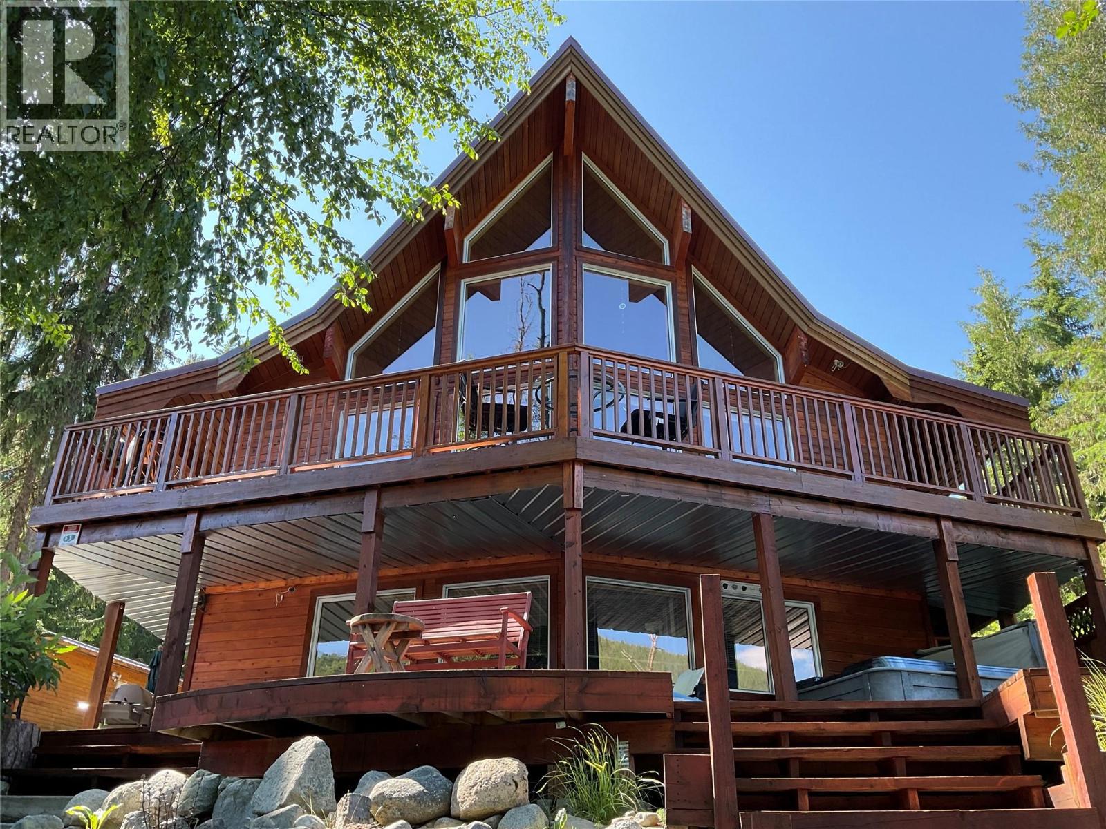 2872 Jewel Lake Road, Jewel Lake, British Columbia