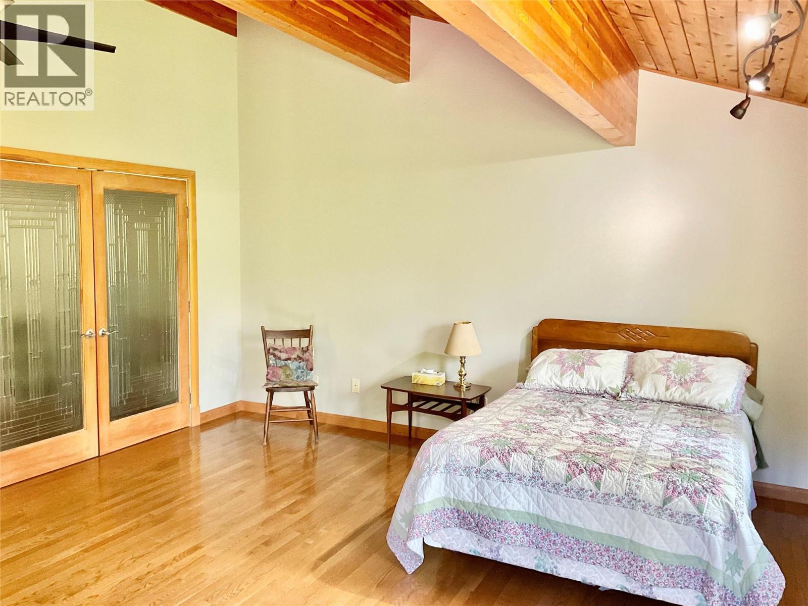 2872 Jewel Lake Road, Jewel Lake, British Columbia  V0H 1J0 - Photo 48 - 10384592