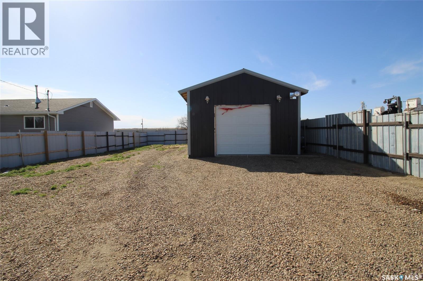331 2nd Avenue W, Shaunavon, Saskatchewan  S0N 2M0 - Photo 6 - SK033749