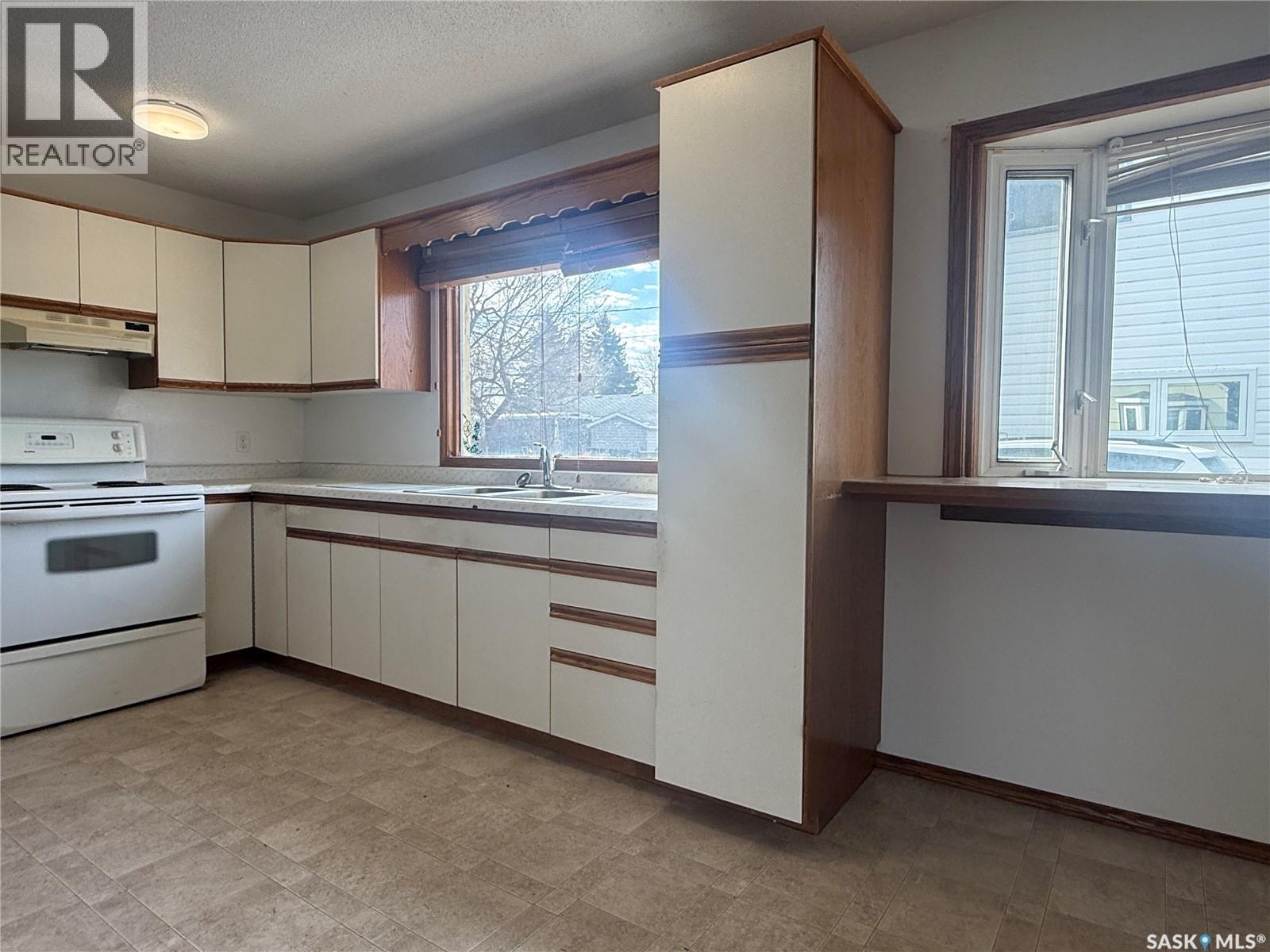 598 Prince Edward Street, Melville, Saskatchewan  S0A 2P0 - Photo 8 - SK033735