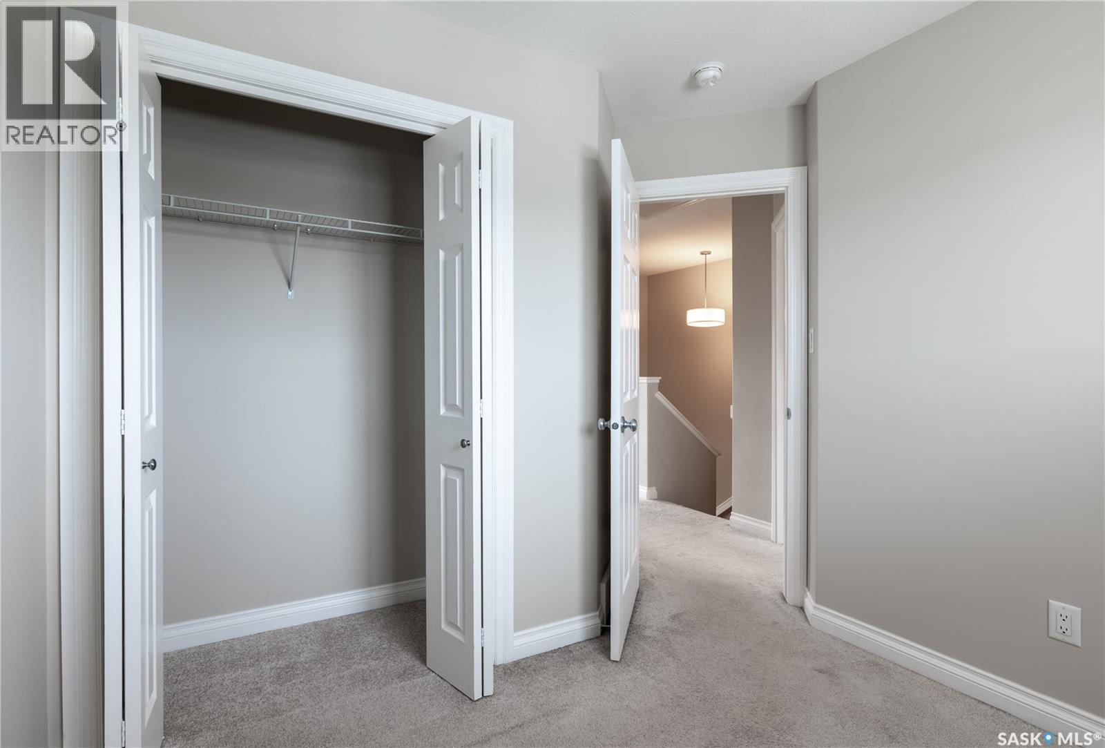 4372 James Hill Road, Regina, Saskatchewan  S4W 0R2 - Photo 13 - SK033701