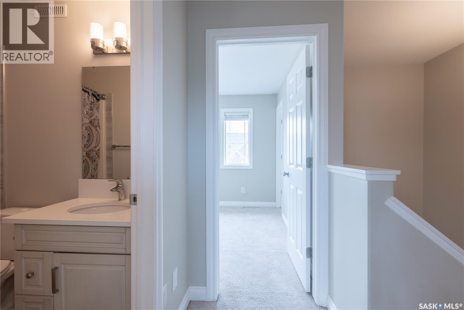 4372 James Hill Road, Regina, Saskatchewan  S4W 0R2 - Photo 18 - SK033701