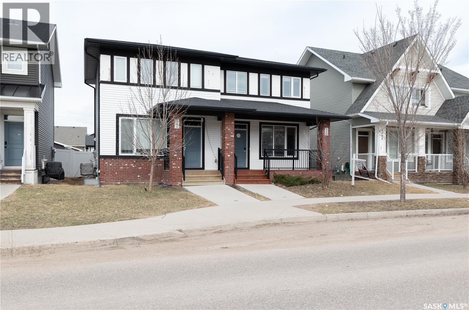 4372 James Hill Road, Regina, Saskatchewan  S4W 0R2 - Photo 2 - SK033701