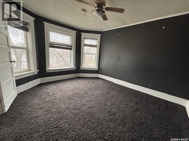 617 Bison Avenue, Weyburn, Saskatchewan  S4H 0J7 - Photo 10 - SK033690