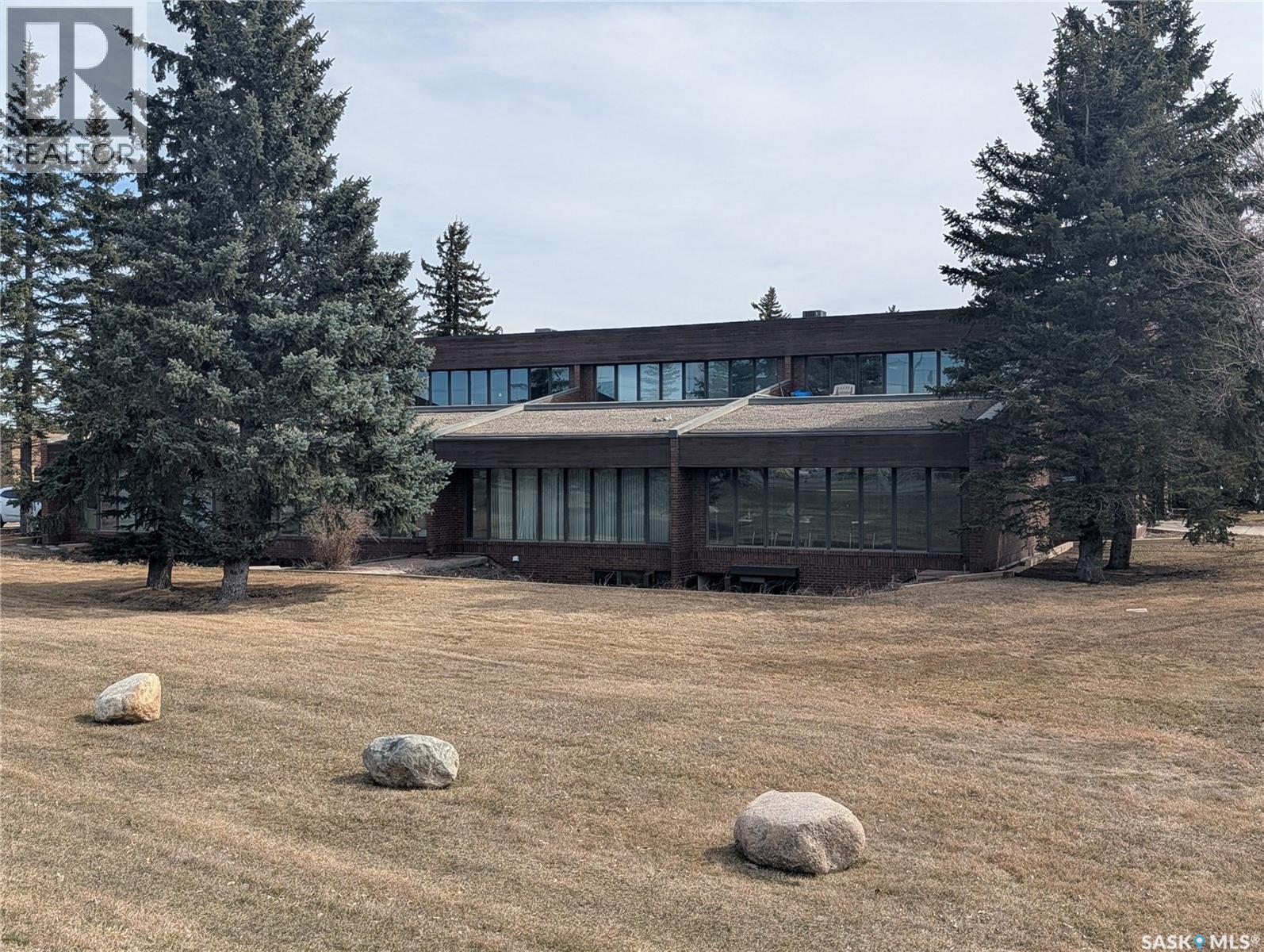 100 4010 Pasqua Street, Regina, Saskatchewan  S4S 6X2 - Photo 2 - SK033630