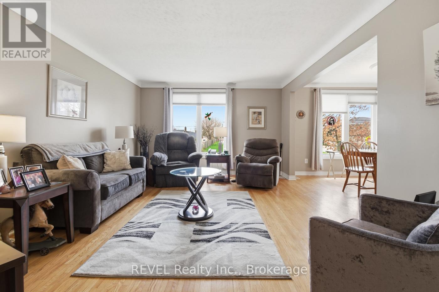 108 Richmond Street, Thorold, Ontario  L2V 3H1 - Photo 12 - X13035626