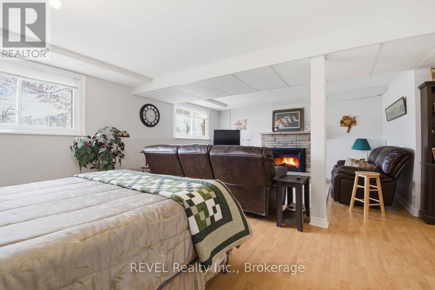 108 Richmond Street, Thorold, Ontario  L2V 3H1 - Photo 36 - X13035626