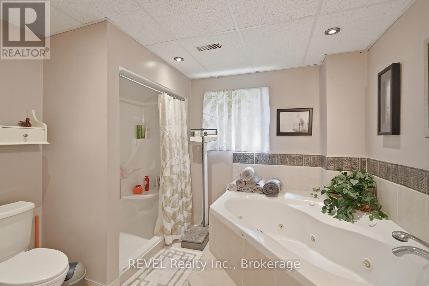 108 Richmond Street, Thorold, Ontario  L2V 3H1 - Photo 39 - X13035626