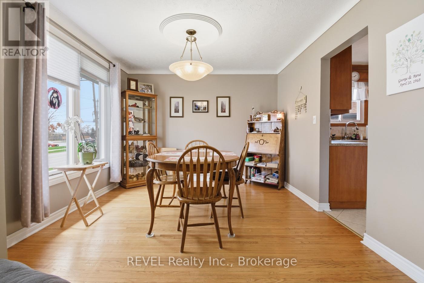 108 Richmond Street, Thorold, Ontario  L2V 3H1 - Photo 8 - X13035626