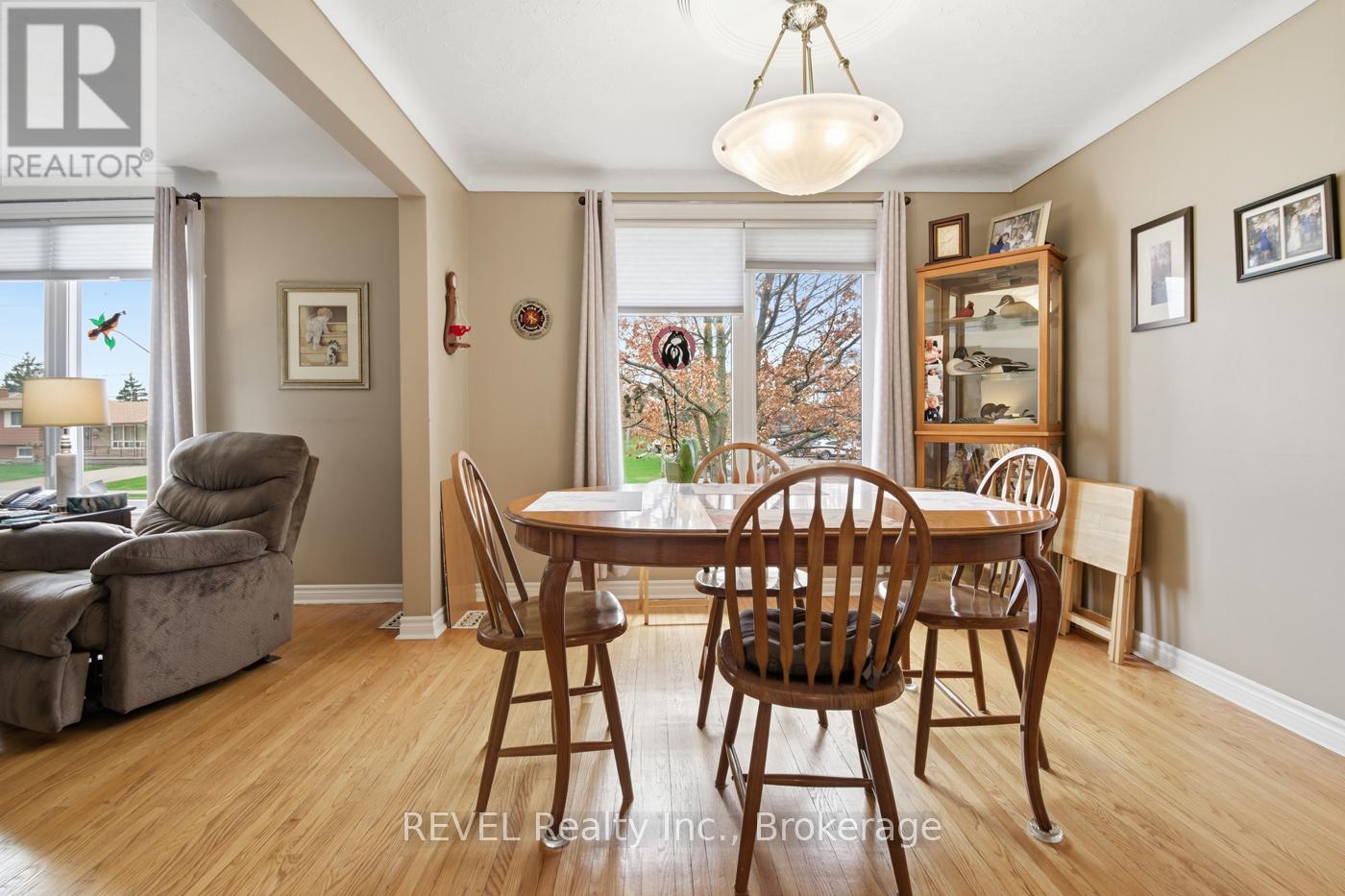 108 Richmond Street, Thorold, Ontario  L2V 3H1 - Photo 9 - X13035626