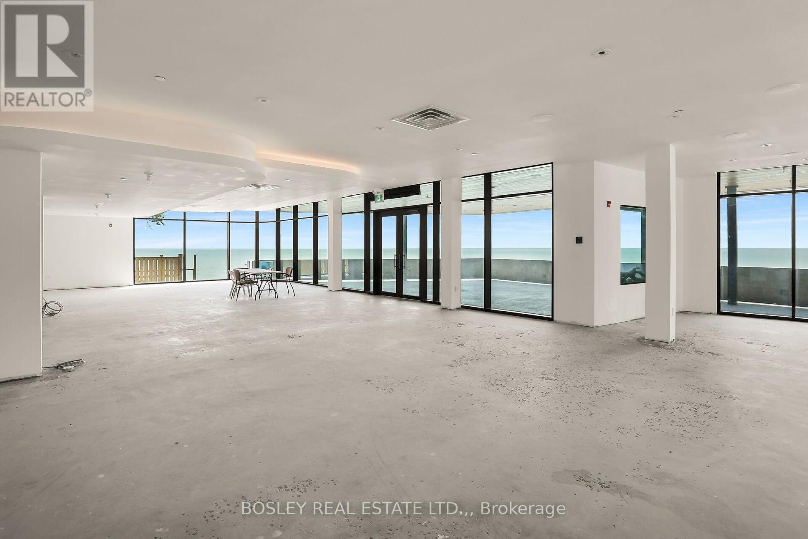 Suite 101 - 3823 Terrace Lane, Fort Erie, Ontario  L0S 1B0 - Photo 4 - X12314488