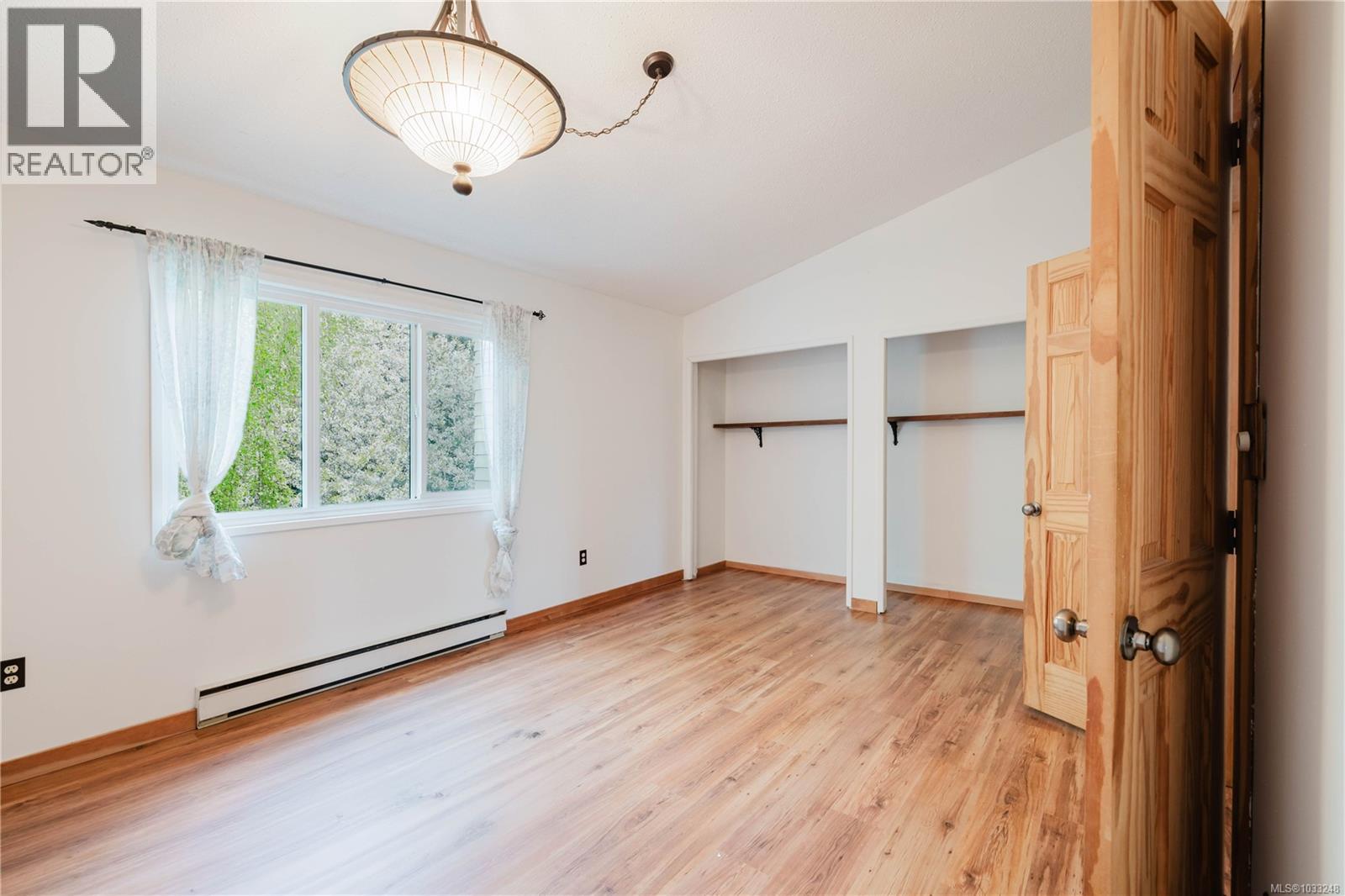 302 229 Ontario St, Victoria, British Columbia  V8V 1N1 - Photo 15 - 1033248