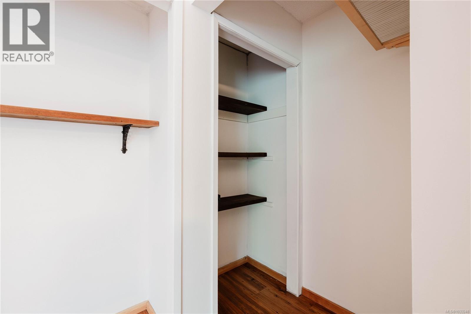 302 229 Ontario St, Victoria, British Columbia  V8V 1N1 - Photo 17 - 1033248