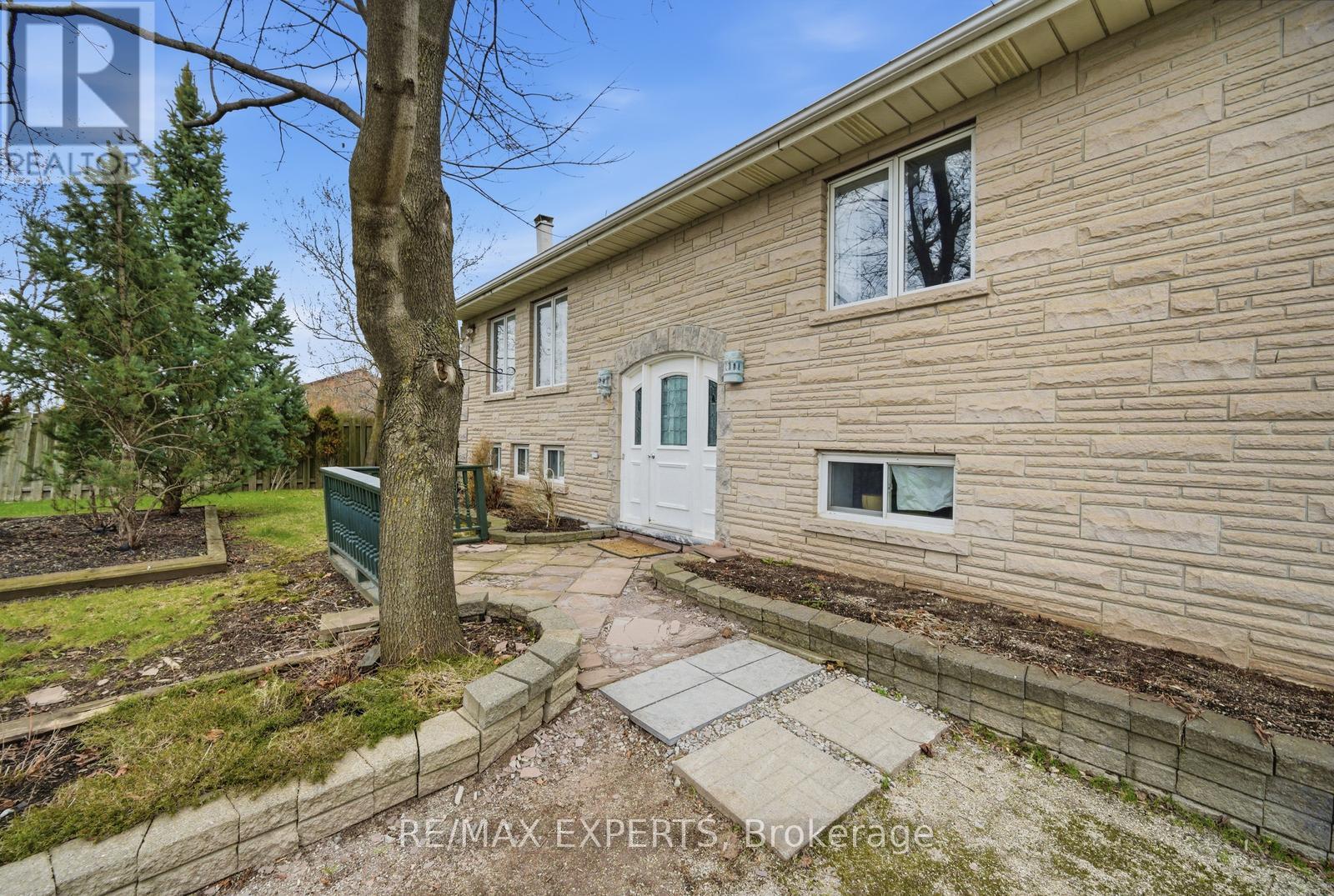 5945 King Street, Caledon, Ontario  L7C 0V1 - Photo 10 - W13034854