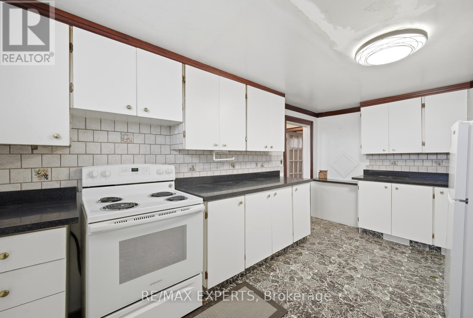 5945 King Street, Caledon, Ontario  L7C 0V1 - Photo 34 - W13034854