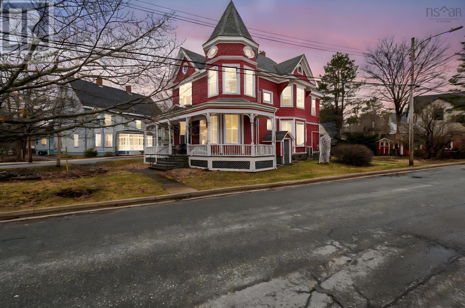 304 Clifton Avenue, Windsor, Nova Scotia