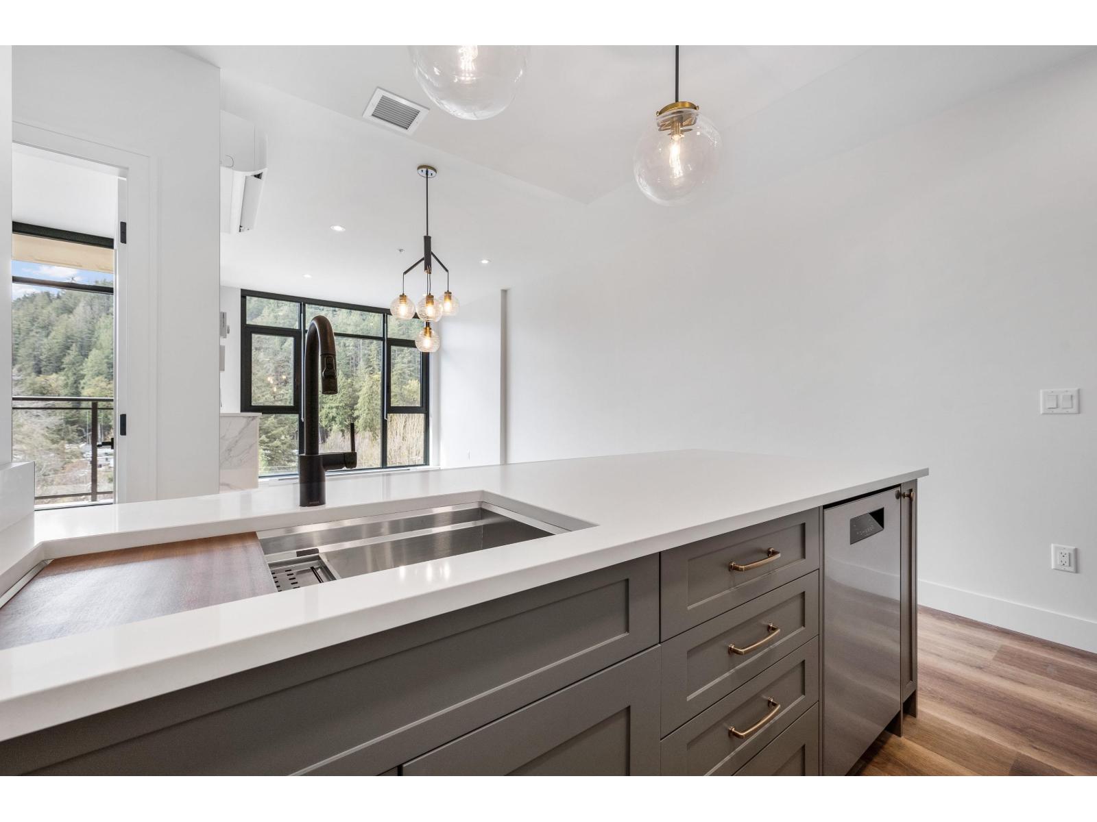 702 120 Esplanade Avenue, Harrison Hot Springs, Harrison Hot Springs, British Columbia  V0M 1K0 - Photo 14 - R3087323