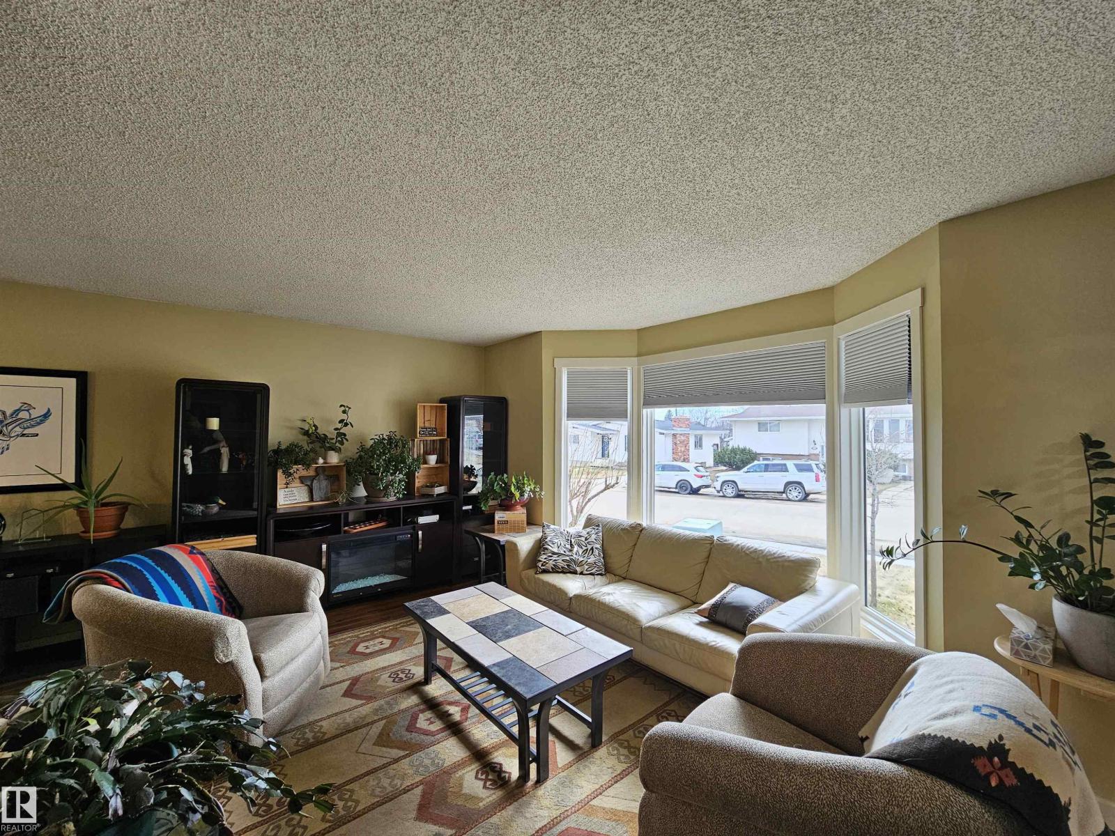 4319 54 St, Drayton Valley, Alberta  T7A 1K5 - Photo 5 - E4483654