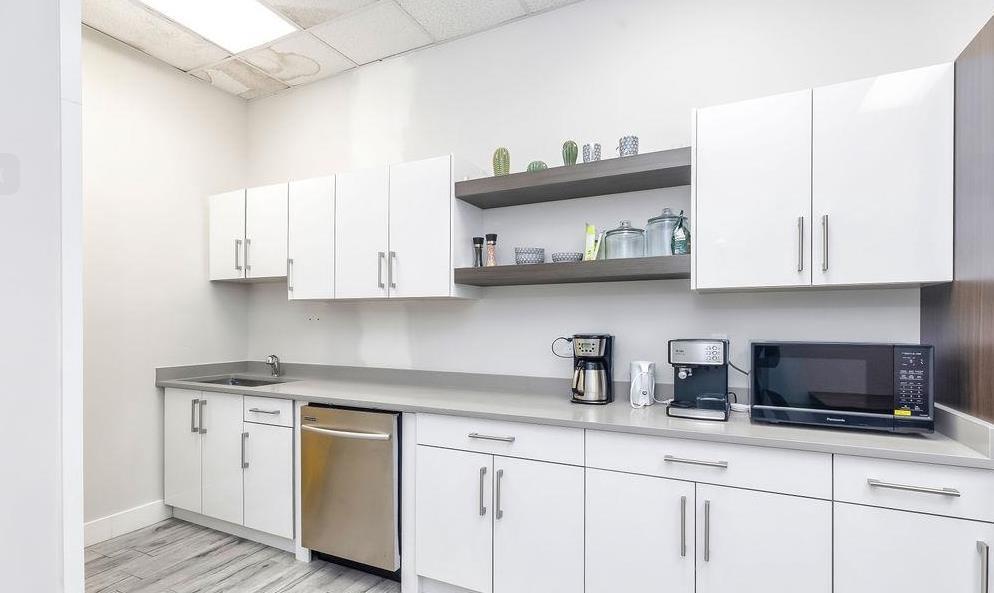 359 8158 128 Street, Surrey, British Columbia  V3W 1R1 - Photo 4 - C8078138