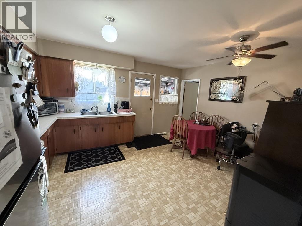 3537-3539 Handley Crescent, Port Coquitlam, British Columbia  V3B 2Y4 - Photo 4 - R3080728