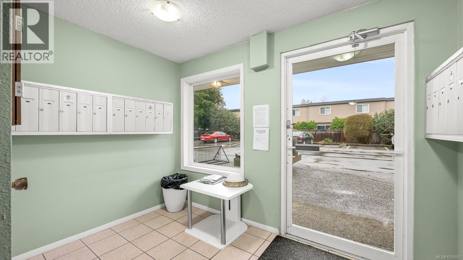 208 1130 Willemar Ave, Courtenay, British Columbia  V9N 3L9 - Photo 22 - 1029807