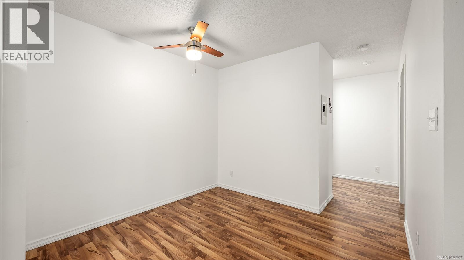 208 1130 Willemar Ave, Courtenay, British Columbia  V9N 3L9 - Photo 16 - 1029807