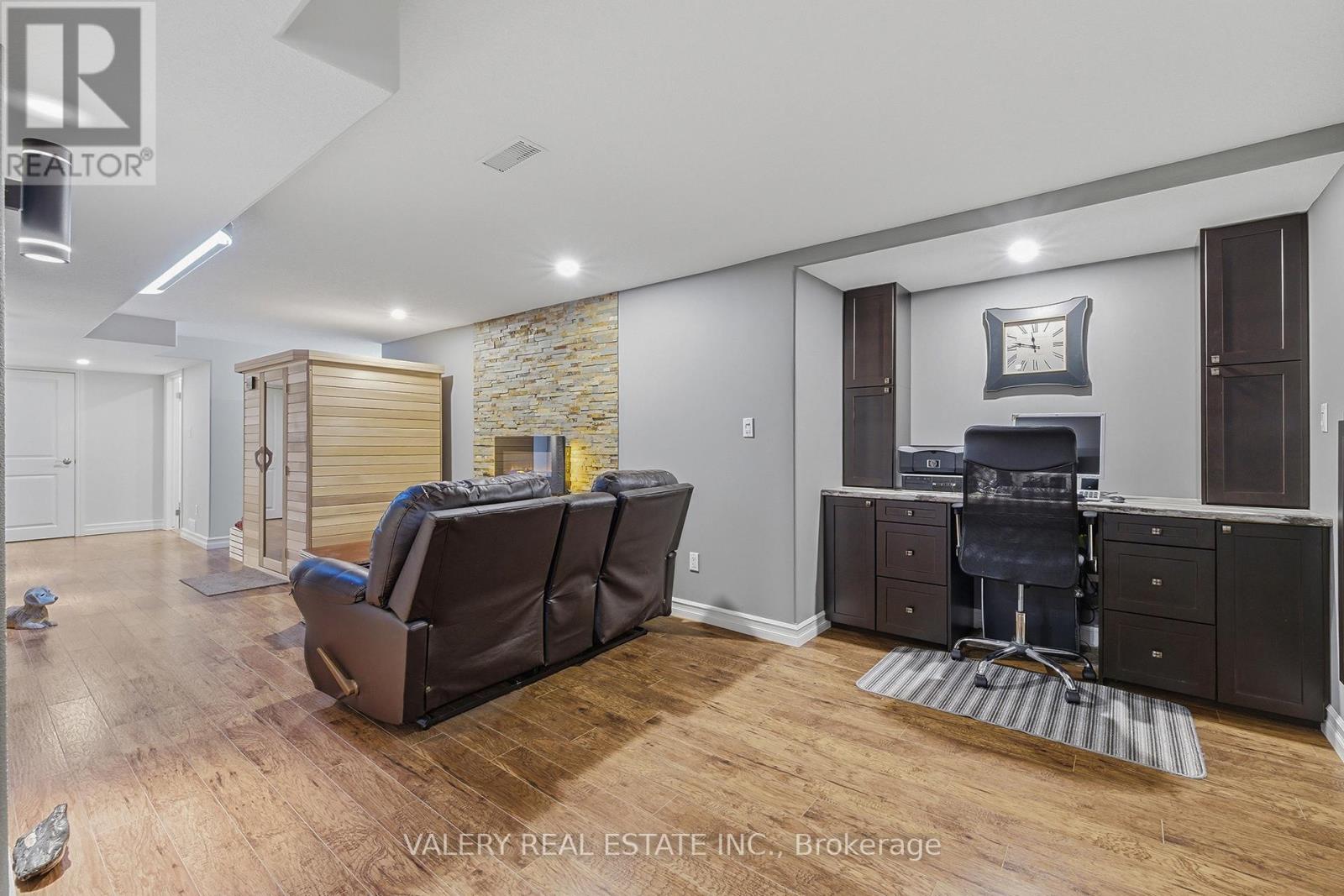 7315 Siderd 15, Mapleton, Ontario  N0G 2K0 - Photo 19 - X12898656