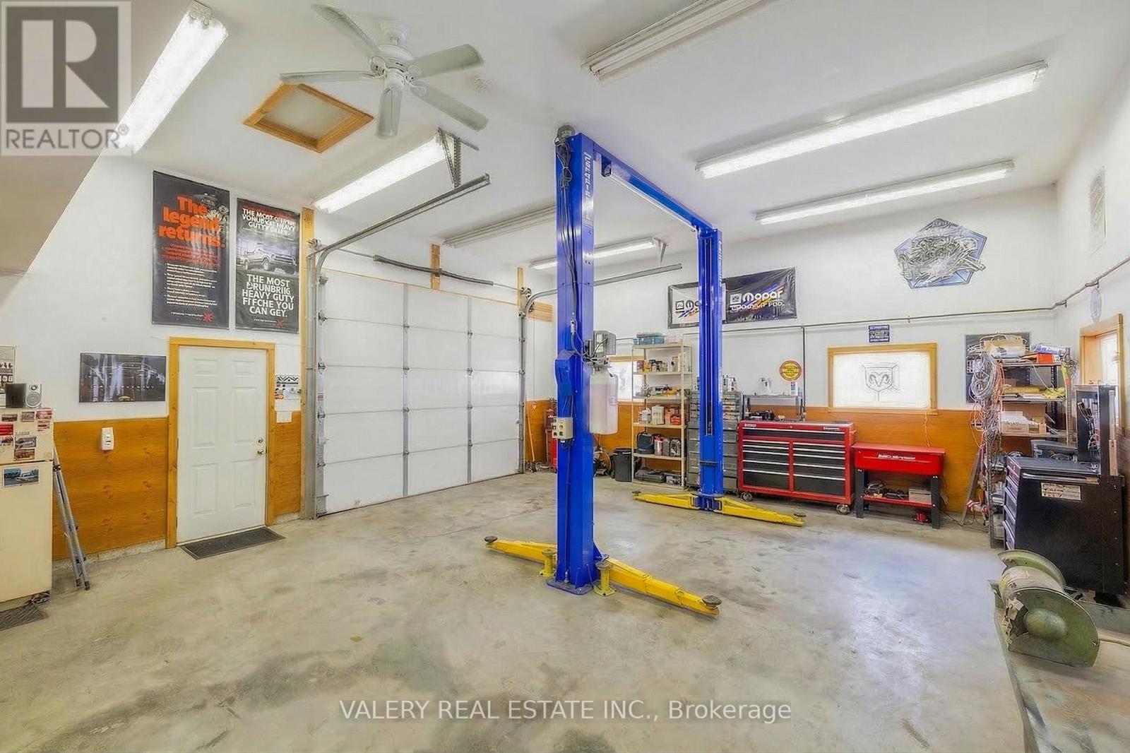 7315 Siderd 15, Mapleton, Ontario  N0G 2K0 - Photo 27 - X12898656