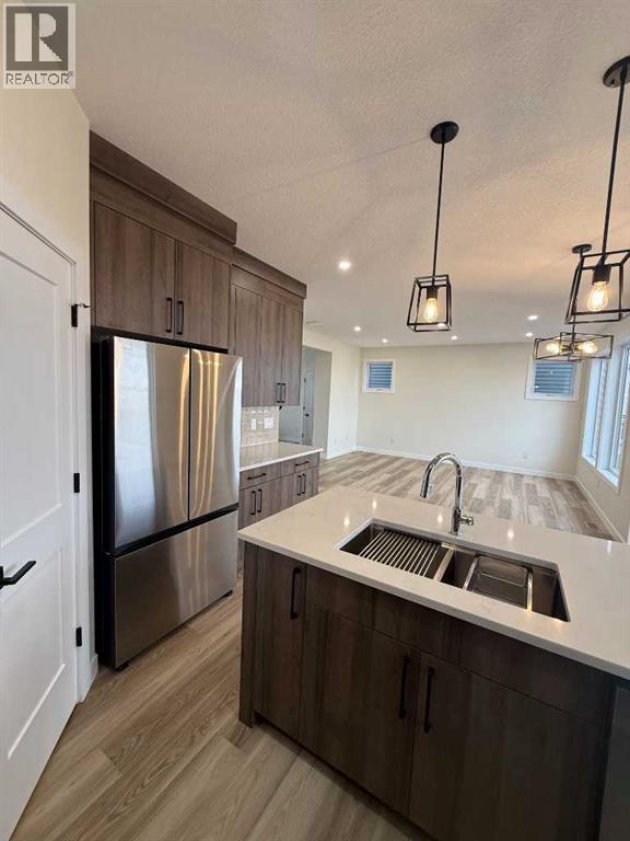 71 Vincent Crescent, Olds, Alberta  T4H 0G7 - Photo 8 - A2245602