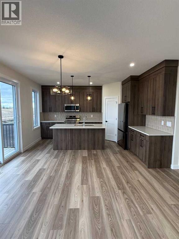 71 Vincent Crescent, Olds, Alberta  T4H 0G7 - Photo 7 - A2245602