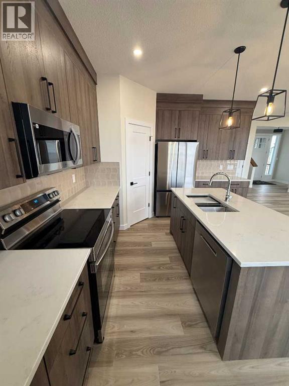 71 Vincent Crescent, Olds, Alberta  T4H 0G7 - Photo 6 - A2245602