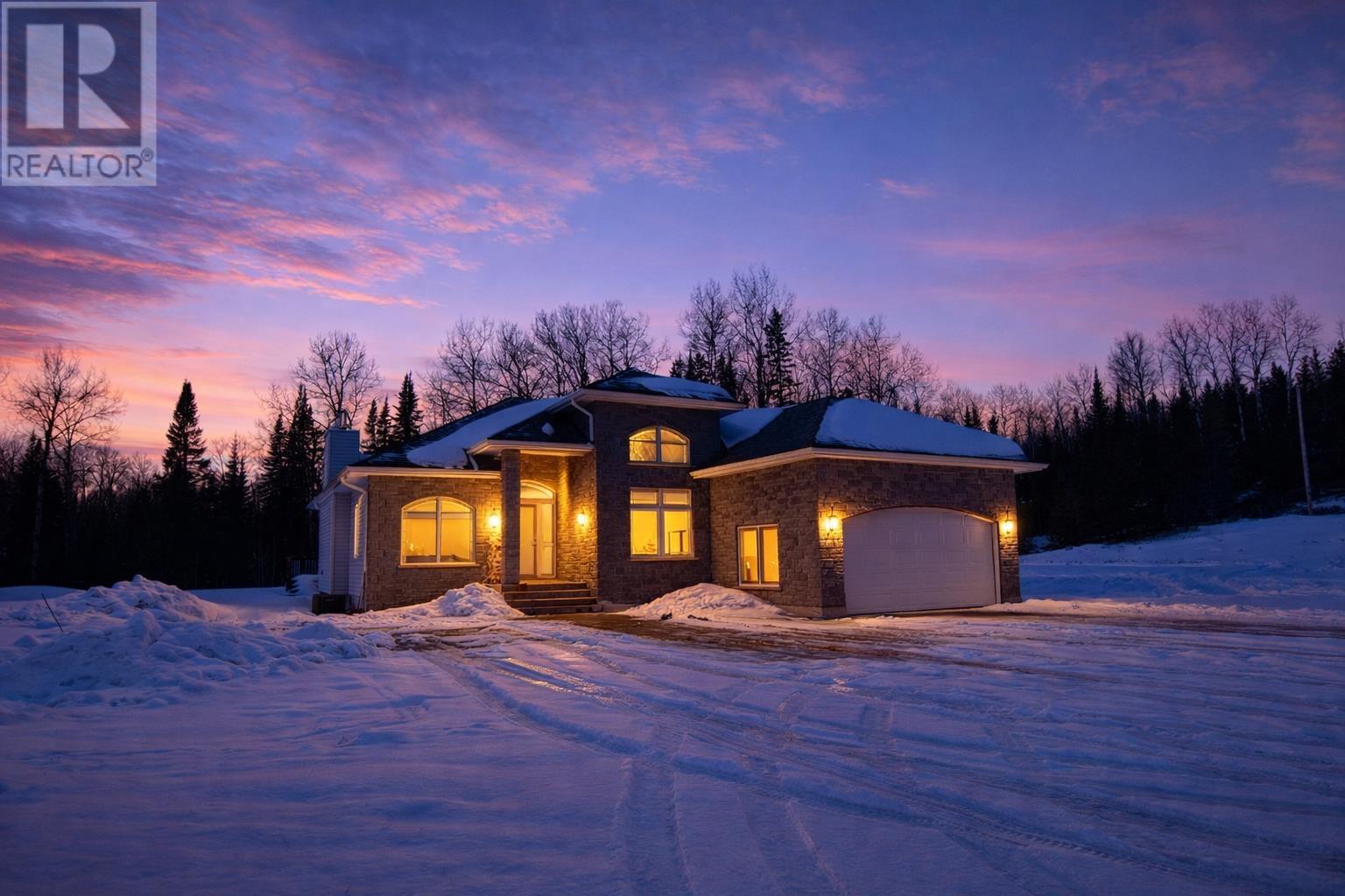 3095 Alice AVE, Thunder Bay, Ontario