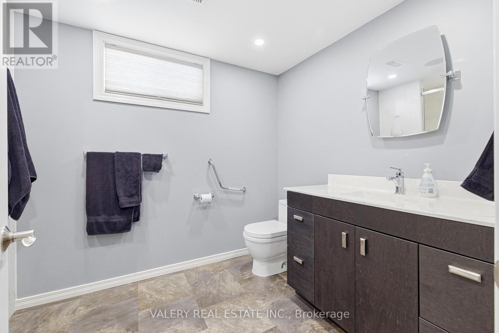 7315 Siderd 15, Mapleton, Ontario  N0G 2K0 - Photo 23 - X12898656