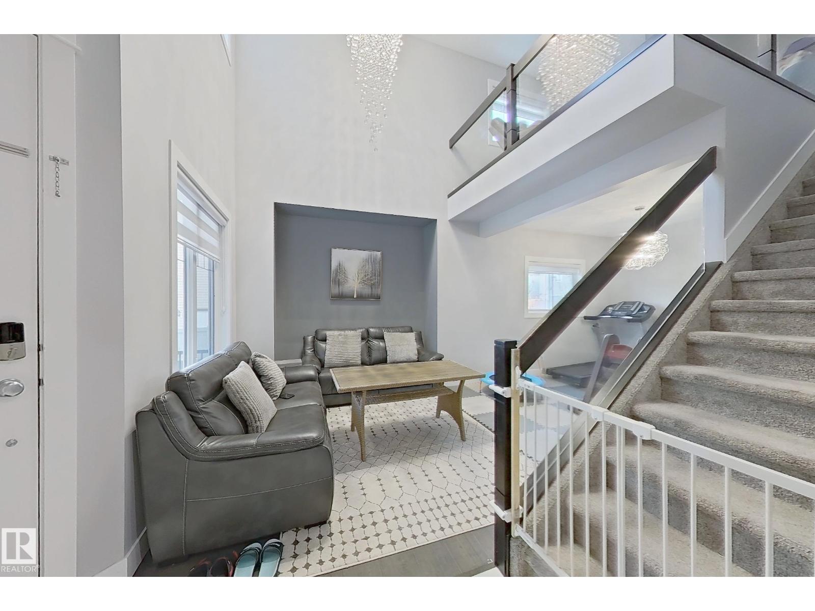 3107 13 AV NW, edmonton, Alberta