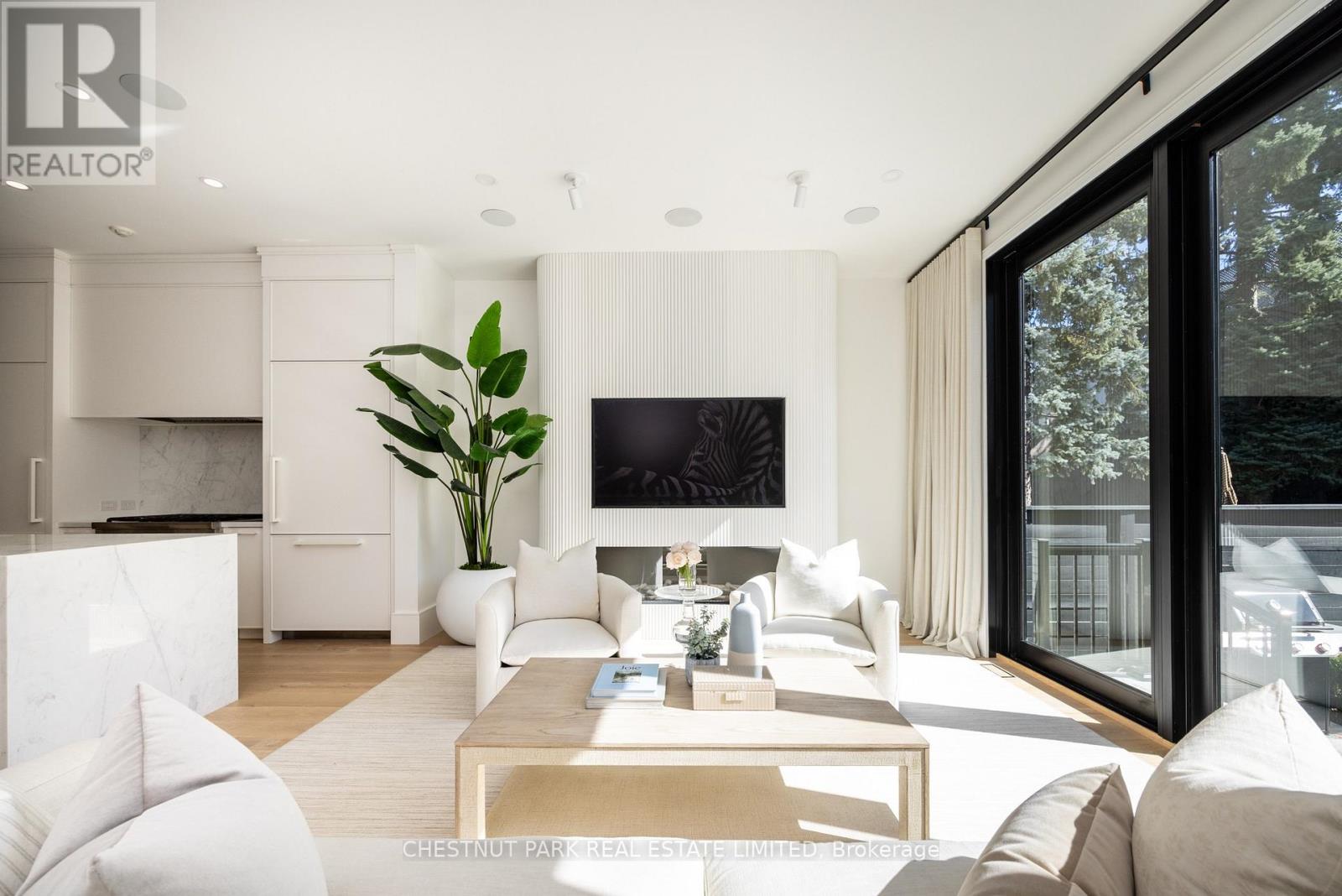 229 Sheldrake Boulevard, Toronto, Ontario  M4P 2B1 - Photo 10 - C13035616