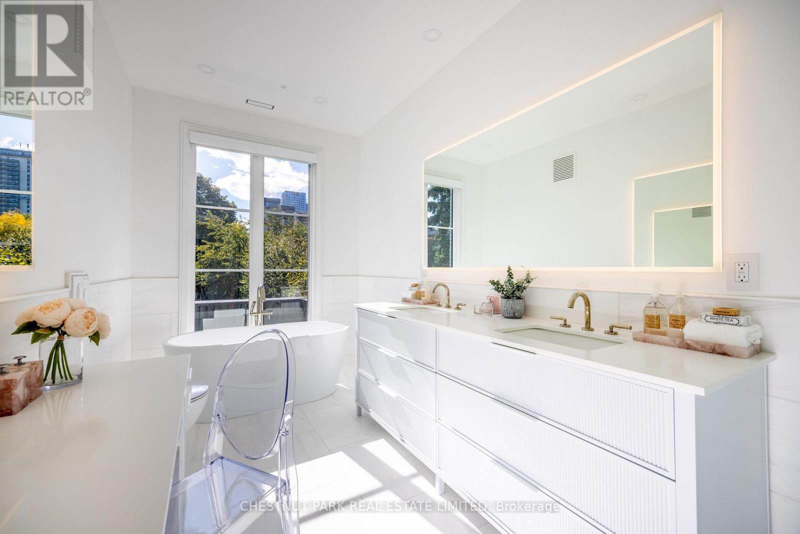 229 Sheldrake Boulevard, Toronto, Ontario  M4P 2B1 - Photo 19 - C13035616