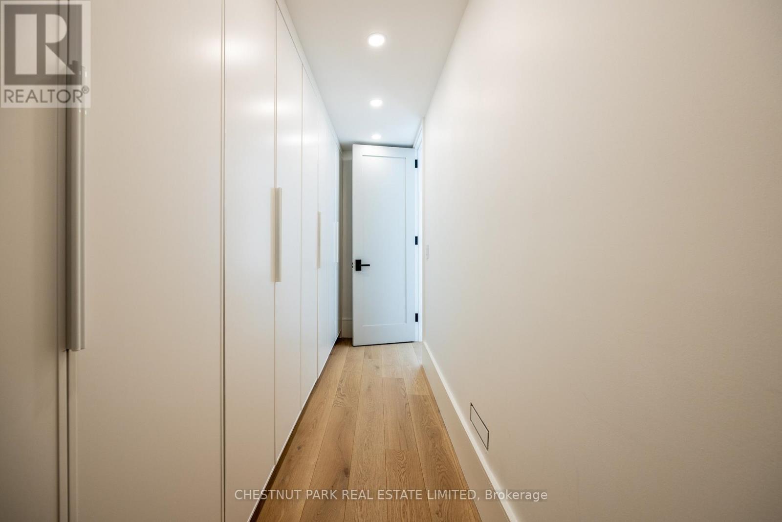 229 Sheldrake Boulevard, Toronto, Ontario  M4P 2B1 - Photo 21 - C13035616