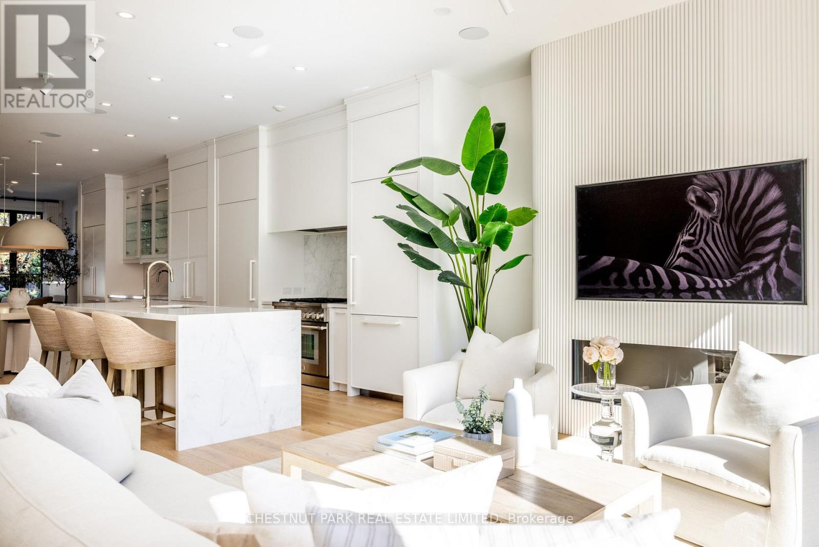 229 Sheldrake Boulevard, Toronto, Ontario  M4P 2B1 - Photo 9 - C13035616