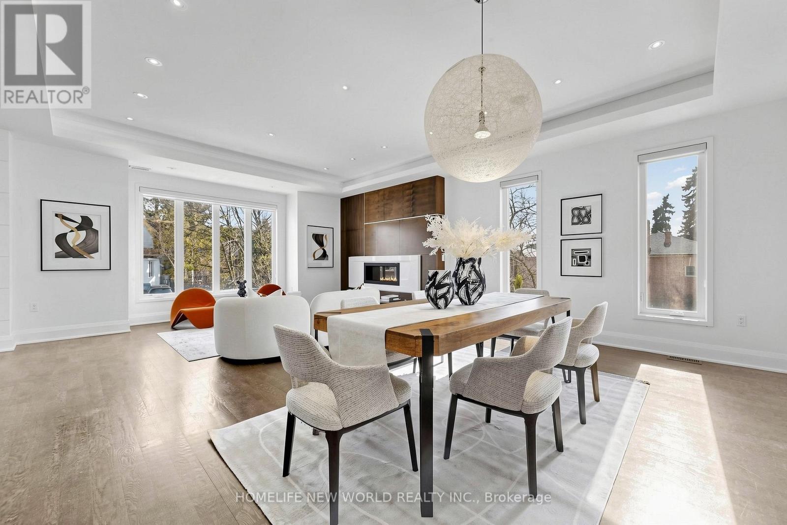 220 Roe Avenue, Toronto, Ontario  M5M 2J4 - Photo 3 - C13035662