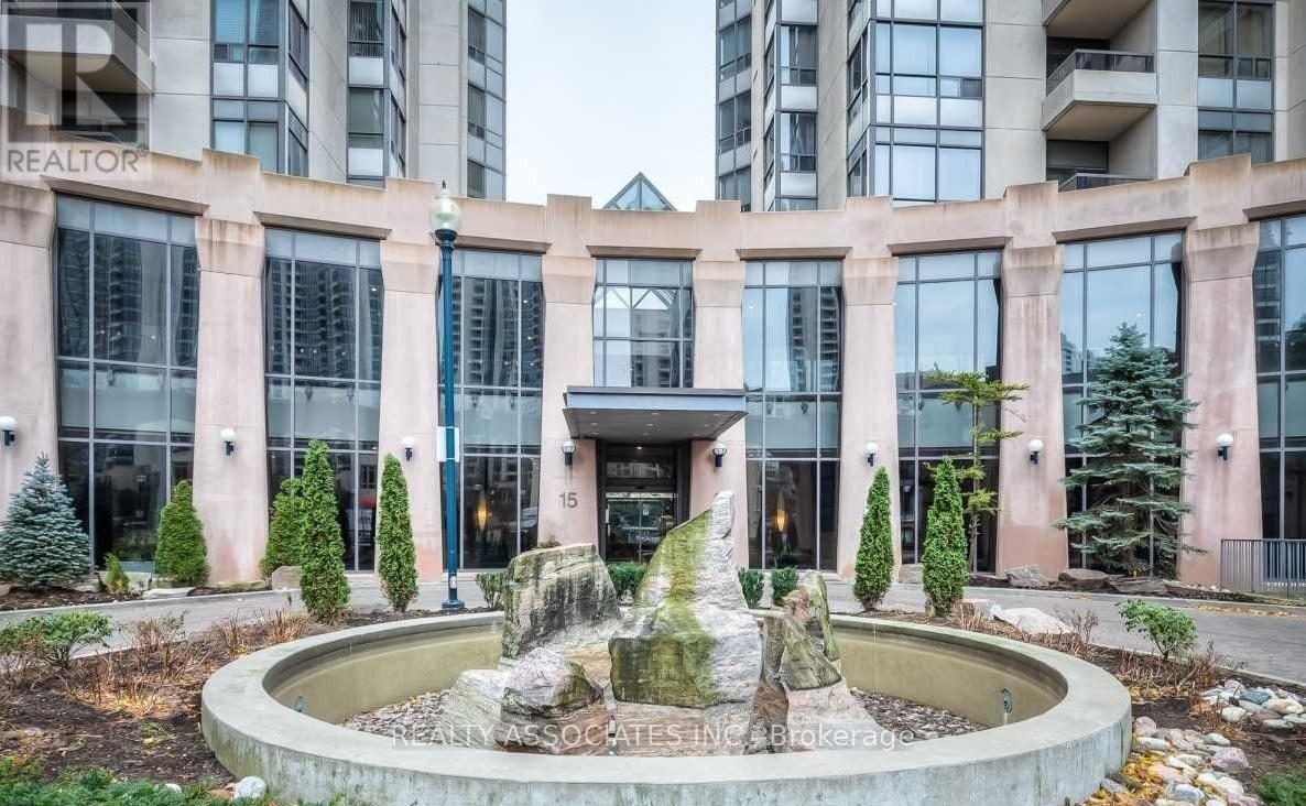 629 - 15 NORTHTOWN WAY, Toronto, Ontario