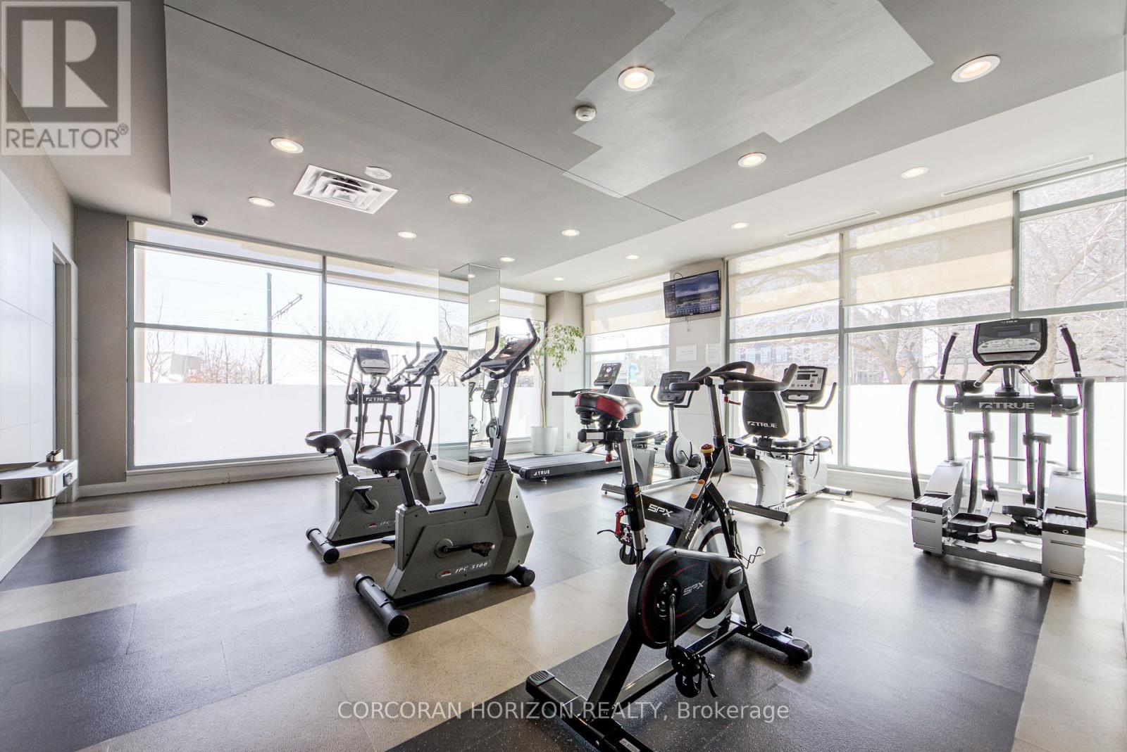 2009 - 228 Queens Quay W, Toronto, Ontario  M5J 2X1 - Photo 23 - C13035740